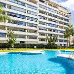 Beautiful Apartment With Pool