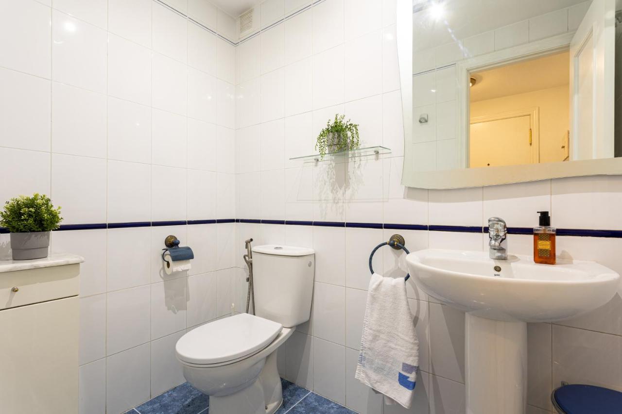 Apartment Beautiful With Pool Marbella