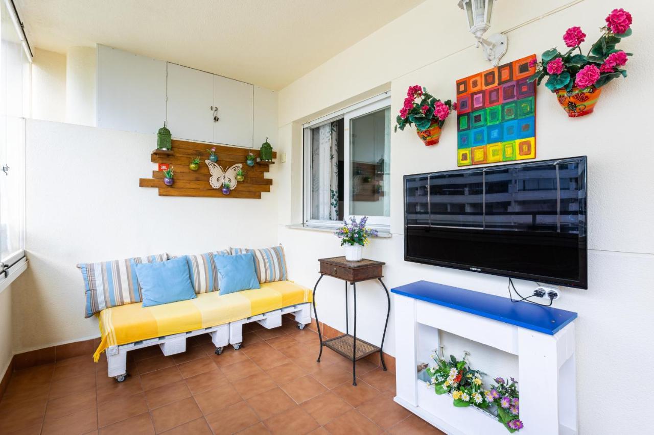 Beautiful With Pool Apartment